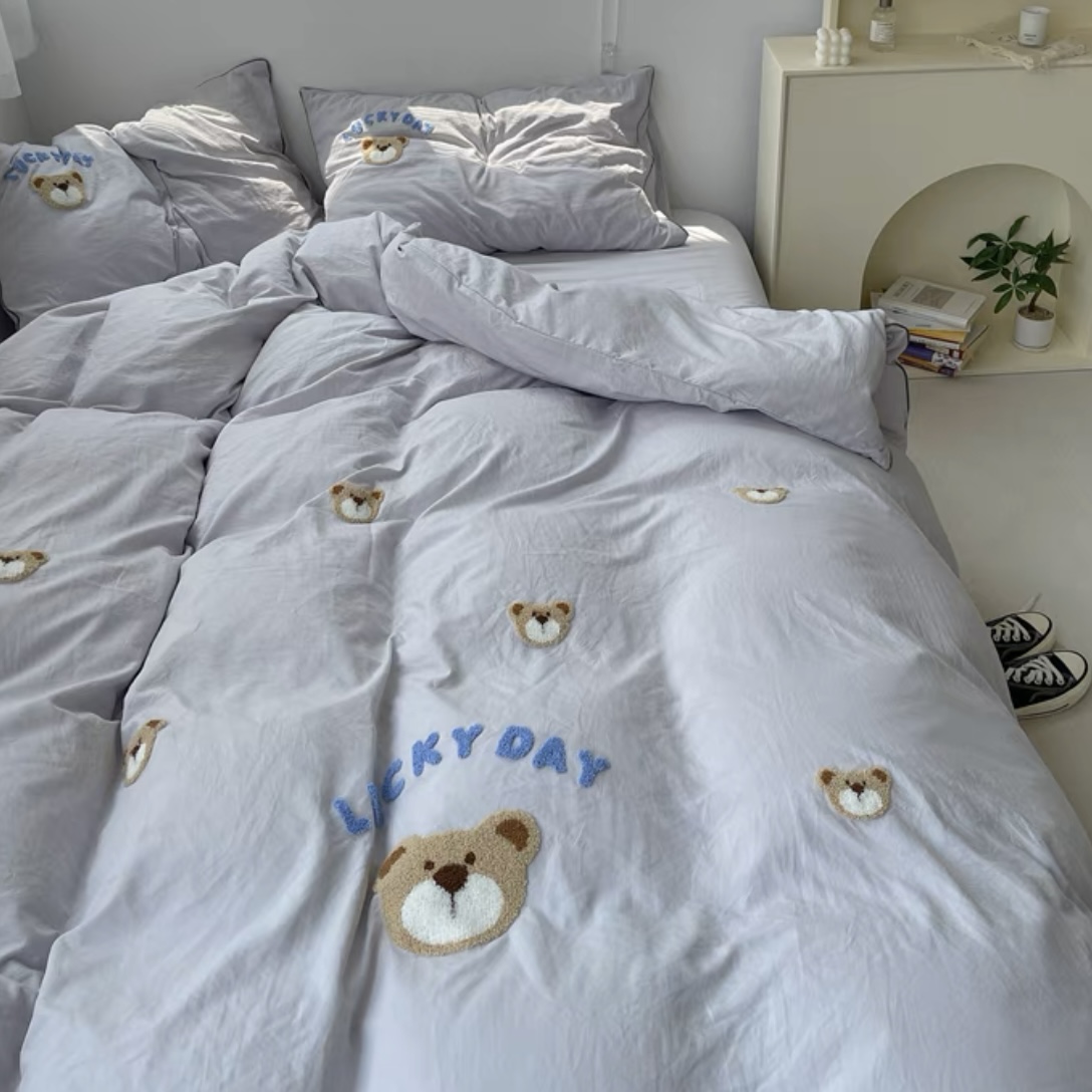 LULLABUY Cute Bear Embroidery Bedding Set Grey Twin Size 2000 g