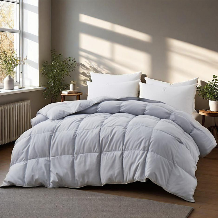 All season Down Comforter Light Gray Cal King