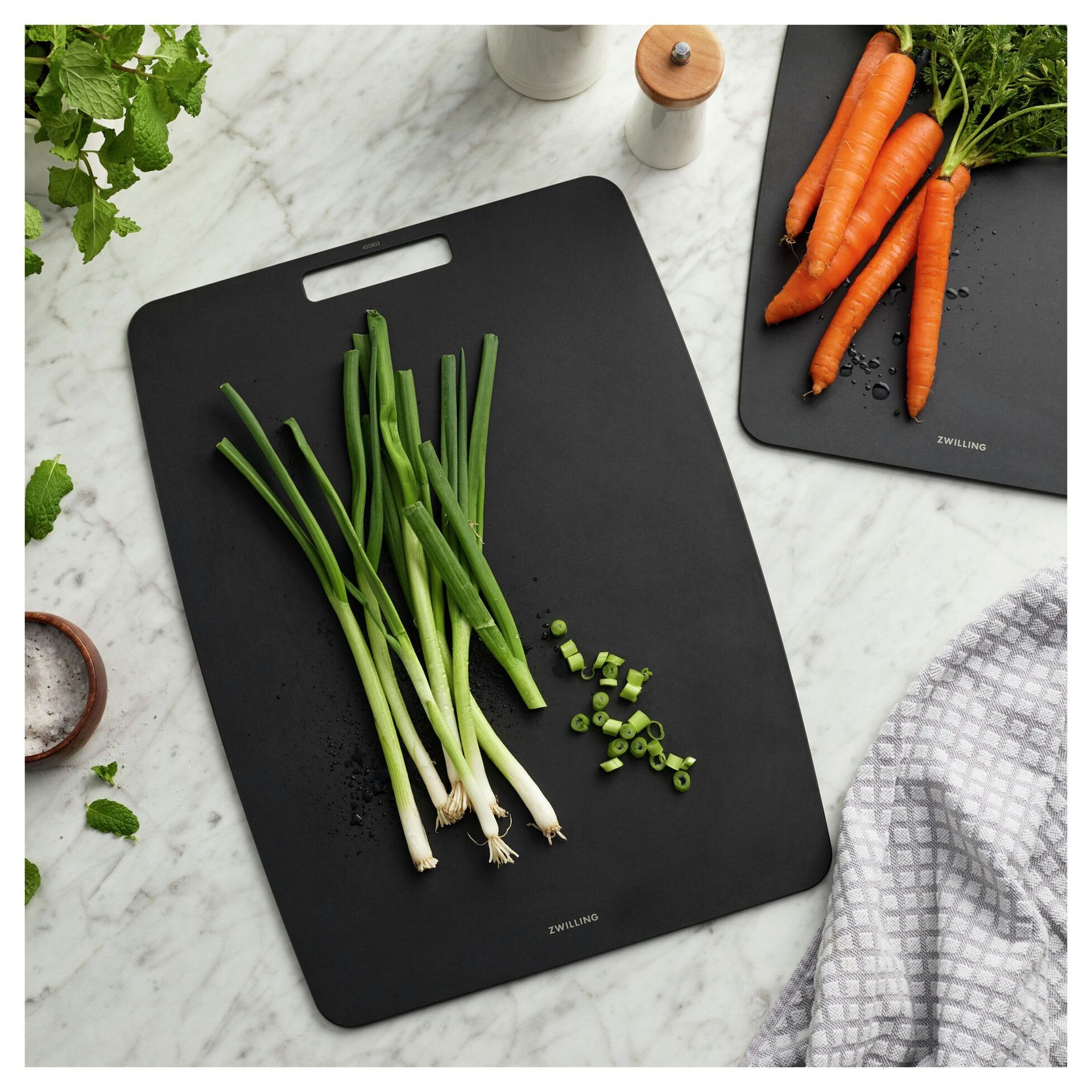 ZWILLING Plant Fiber Cutting Board - Slate 17.5-in 1 個