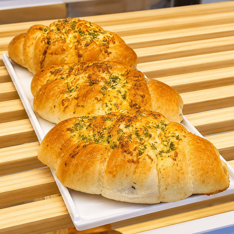 Garlic / Scallion Butter Sea Salt Roll (Shio Pan) 1 count