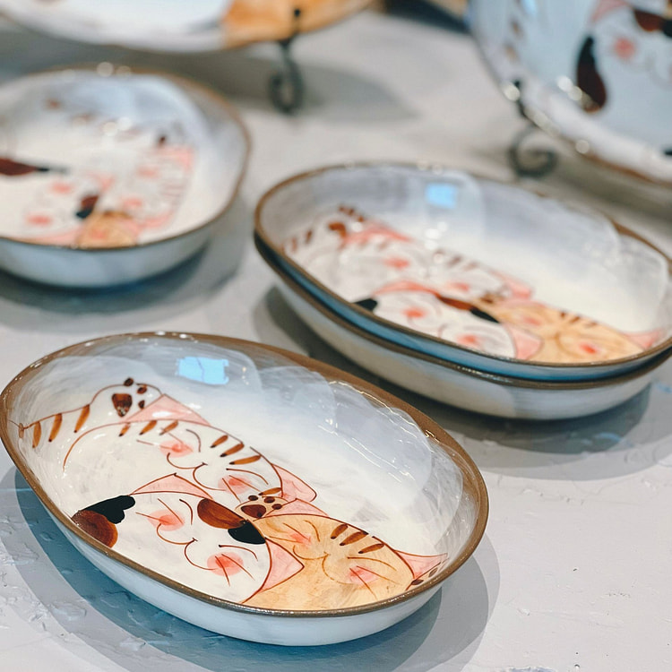 Hasami ware Cutie Kitty Curry Oval plate- Small