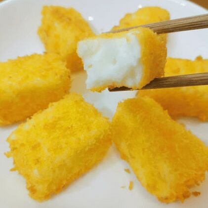 Fried crispy Milk Bar 6pcs 1 each