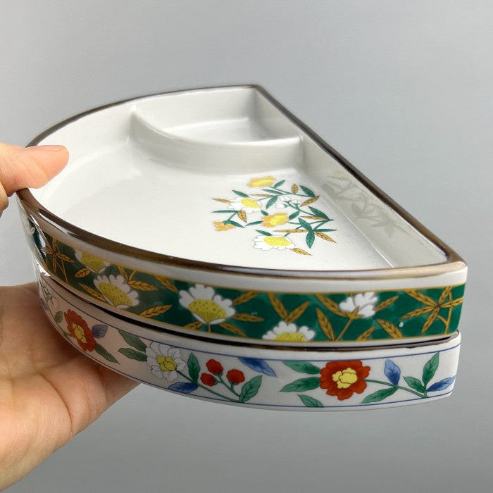 Made-in-Japan Obi Half Round Plate, 9.25 x 5, Green Band with White Flowers 1 each