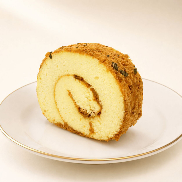 Brazo de gitano salado con carne de cerdo desmenuzada y alga marina