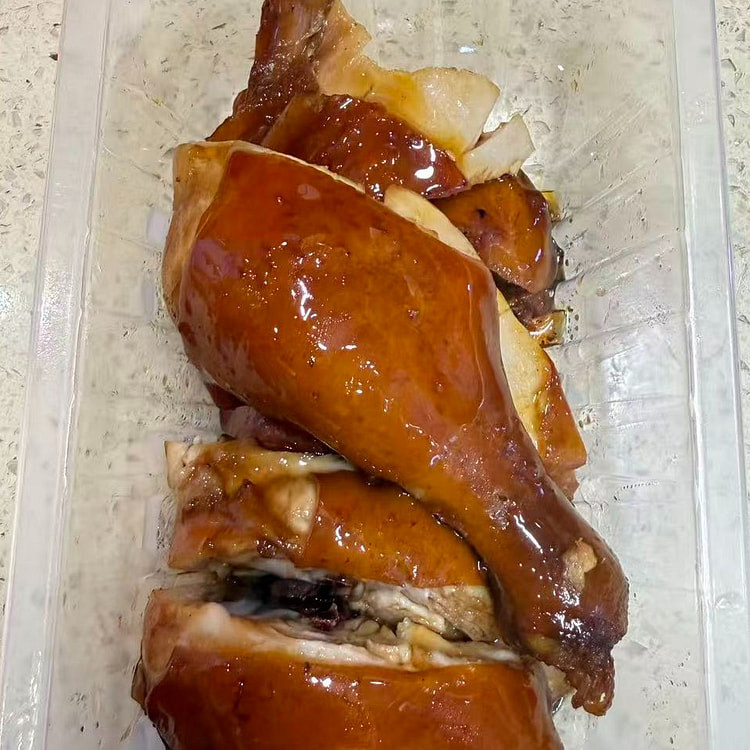 Soy Sauce Braised Chicken Leg 230 g