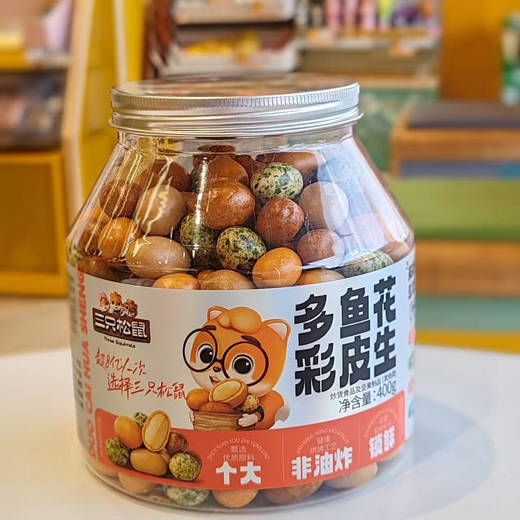 Three Squirrels Colorful Fish Skin Peanut Beans 400 g