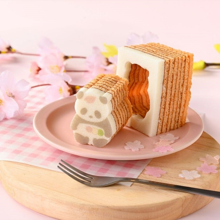 KatanukiyaSakuraPanda Baumkuchen Sakura Flavor 1pc
