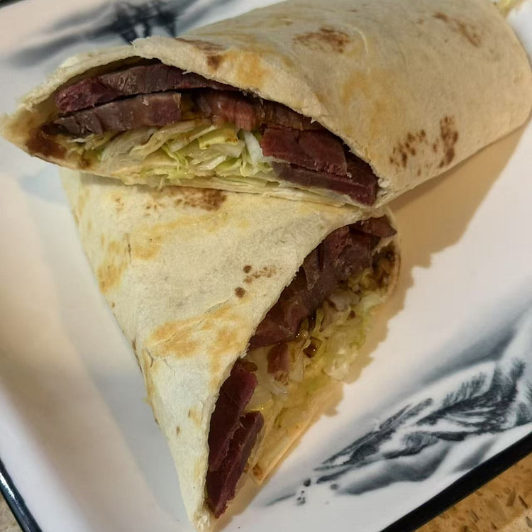 Beef Scallion Pancake Roll