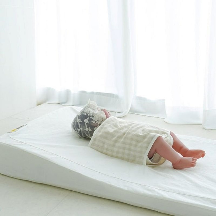 MummyCoolCool 防吐新生儿护垫带 1 个