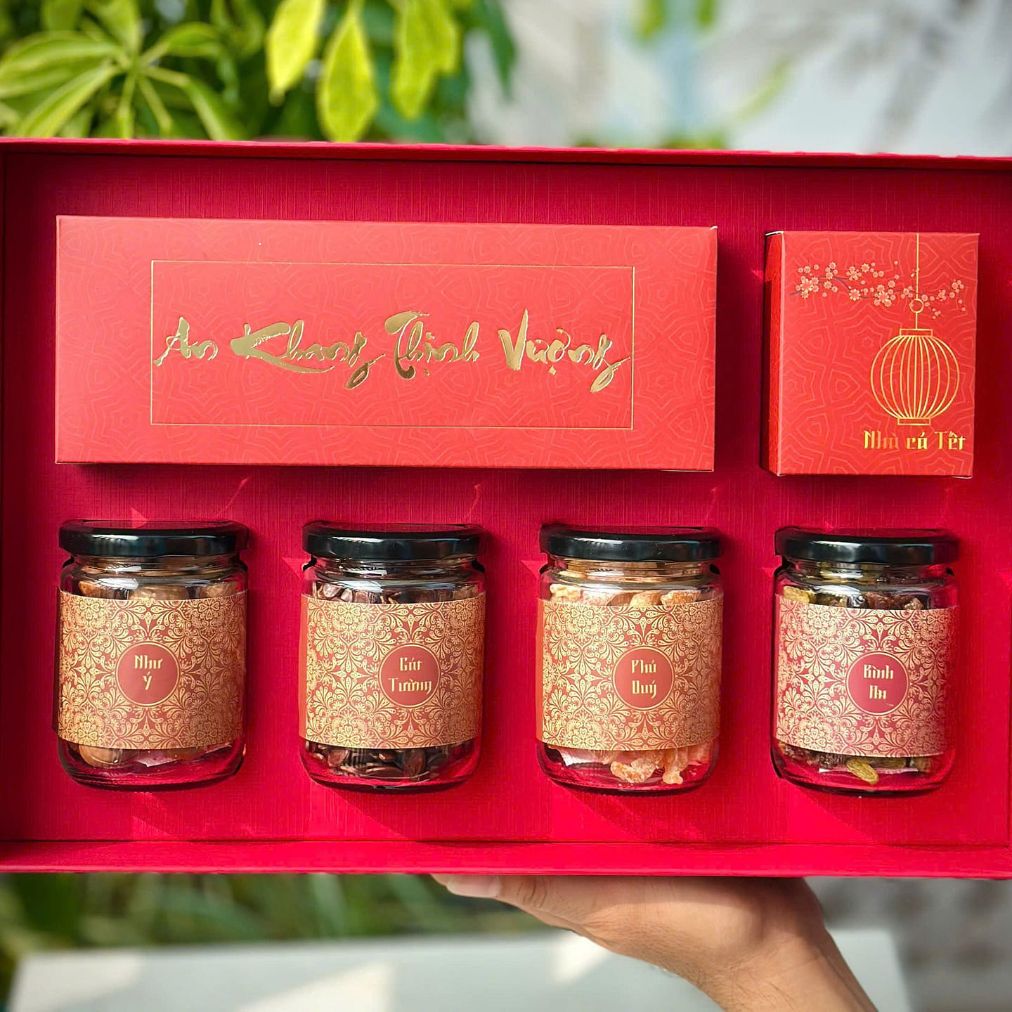 LUNAR NEW YEAR – TET GIFT SET – AVAILABEL JAN 24 2000 g