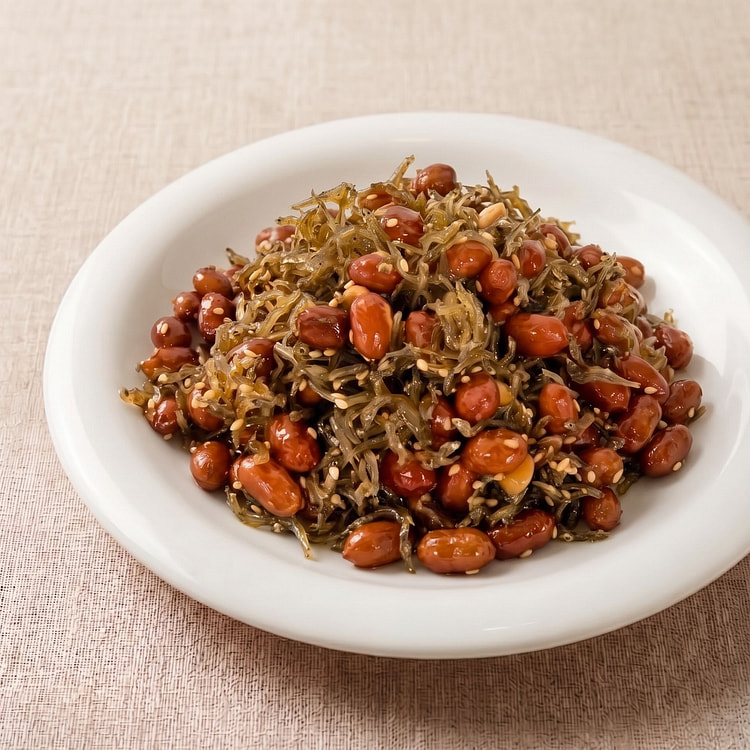 Stir-Fried Anchovies with Peanuts 125 g