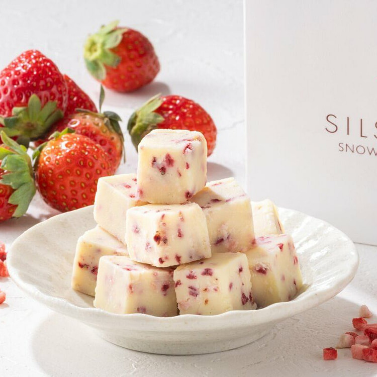 SILMARIA White Chocolate Freeze-dried Strawberry Raw Chocolate 20 pieces