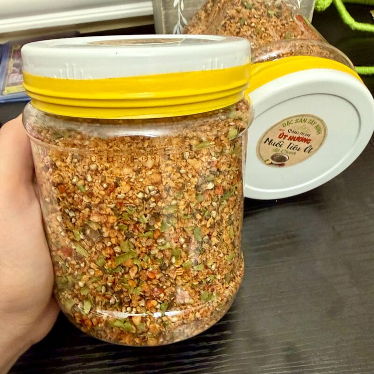 Ut Huong Lime Leaf Chili Pepper Salt 500G 1 box