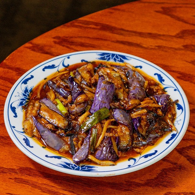 Eggplant w. Minced Pork in Garlic Sauce 600 g