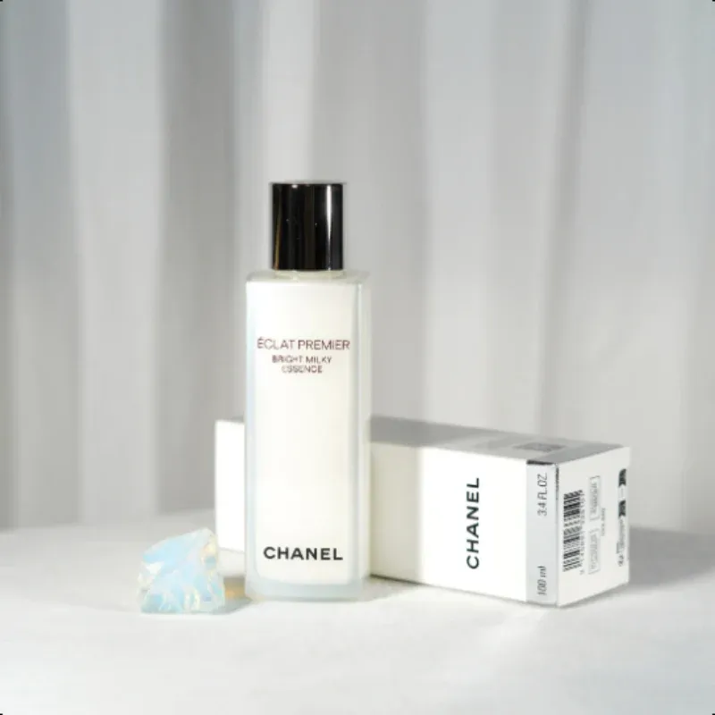 CHANEL Eclat Premier Bright Milky Essence 100ml 1 each - Weee!