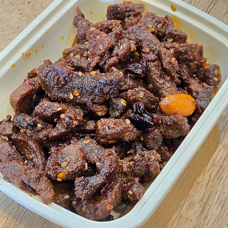 香辣冷吃牛肉干 225g 1 份