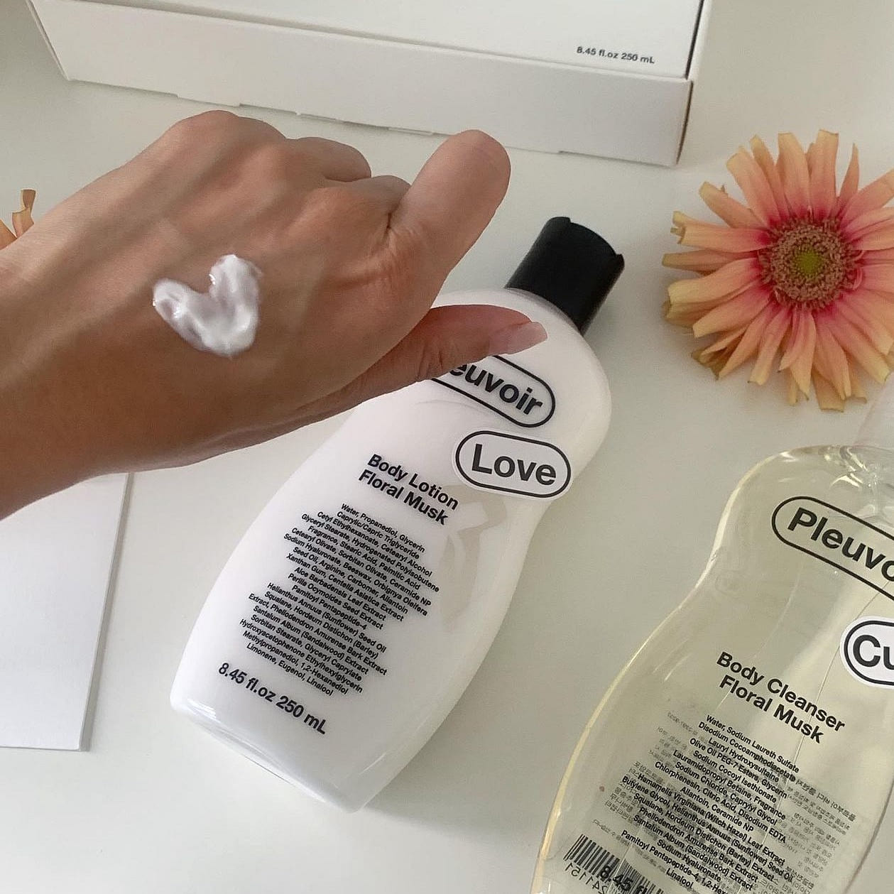 Pleuvoir body lotion floral musk 250ml 1 box