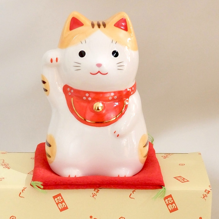 Japan Yakuho Fortune Cat S/M/L(Gift Box) Brown L