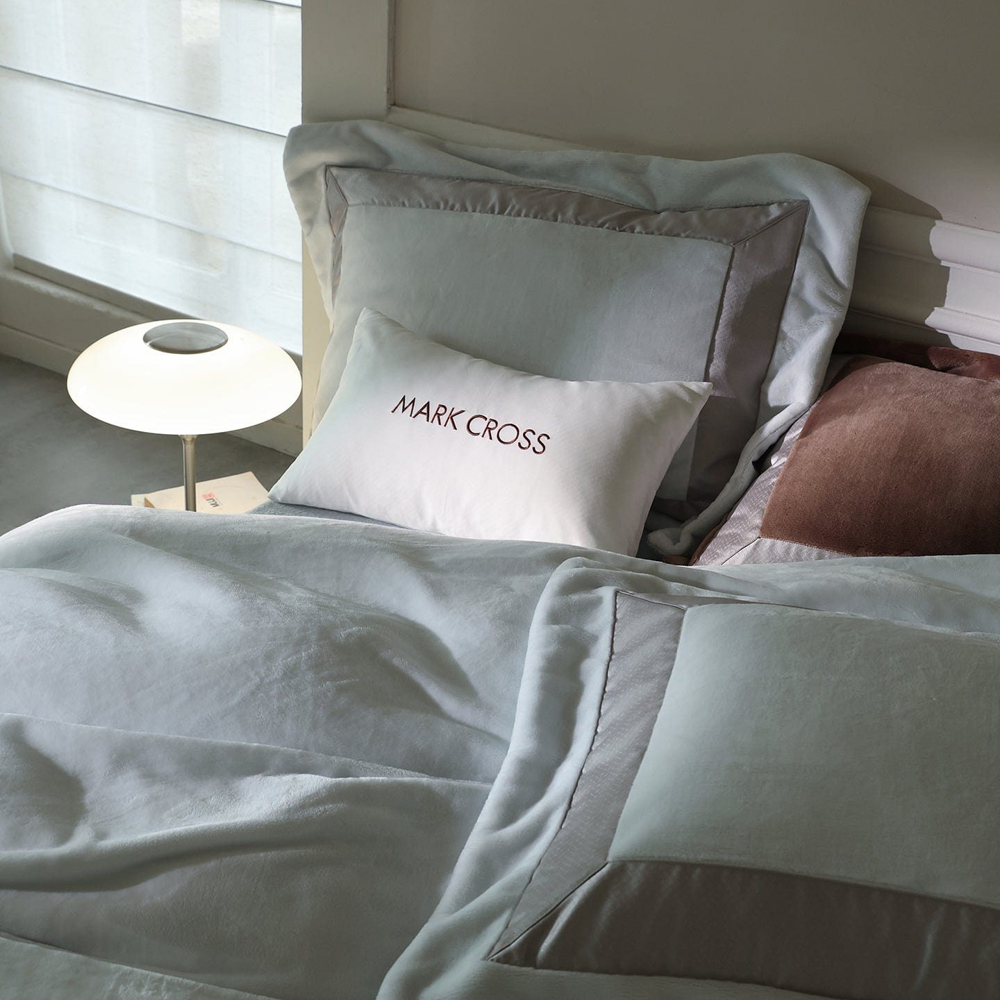 Velvet Mist Bedding Set Glacier Blue-King 2000 g
