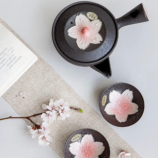 Arita ware Sakura Teapot Set(Wooden Box)