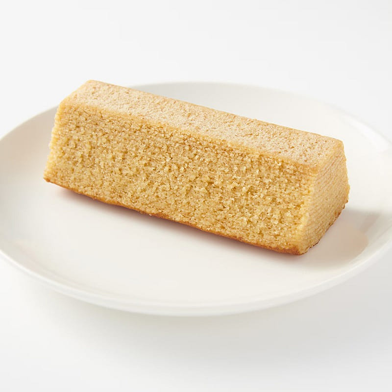 MUJI Banana flavored Baumkuchen 1 piece 1 each