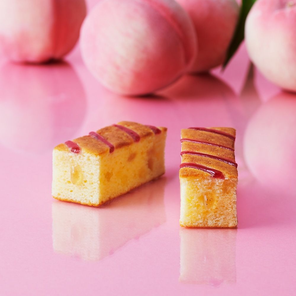 GRAMERCY NEW YORK Cream In Cheese Cake White Peach 5 pcs 1 box