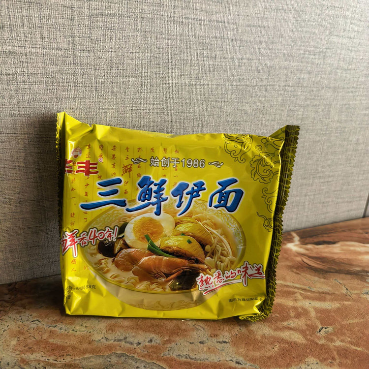 Huafeng Sanxian Yi Noodles Old-fashioned Post-Nostalgic Instant Noodles Nig