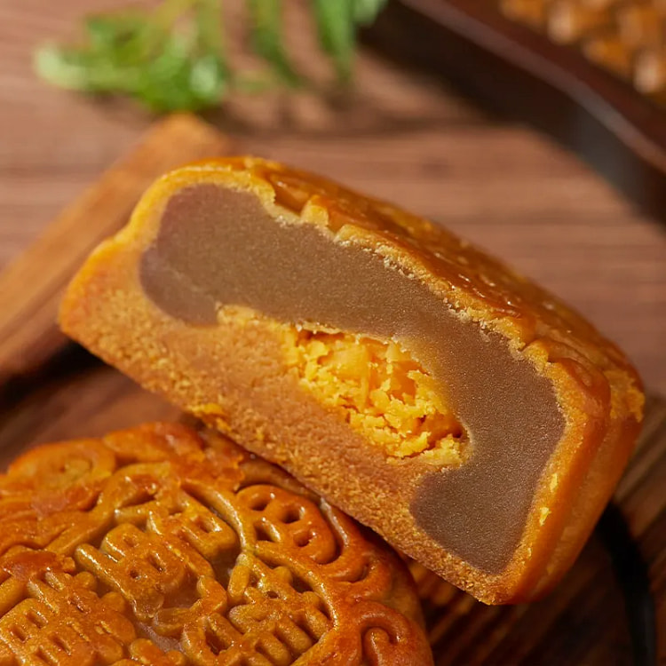 Shanghai Shendacheng Salted Egg Yolk Lotus Seed 100 g