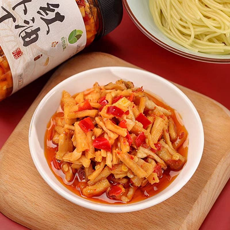 Tian Ye Gu Shi Diced radish in red oil 280g*1 bottle 280 g
