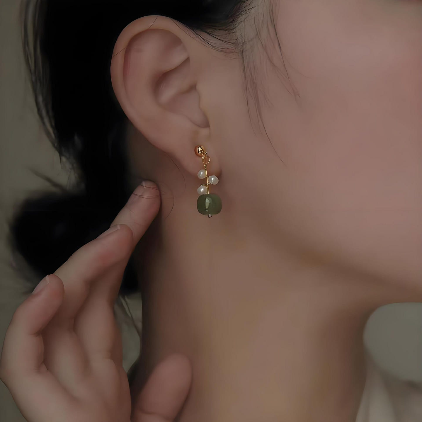 SUMI Pearl & Hetian Jade Earrings Gift Box 1 box