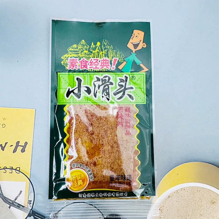 Xiaohuatuo Spicy Chips 18g*1 pack 18 g