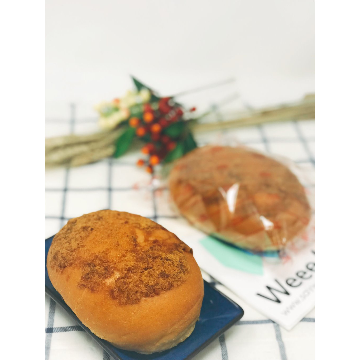 Pork Floss Filling Bun Weee!