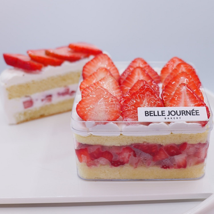 Strawberry Square Mini cake