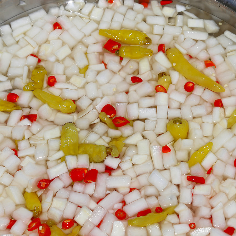 500g Jar of Pickled Chili Radish Cubes 500 g