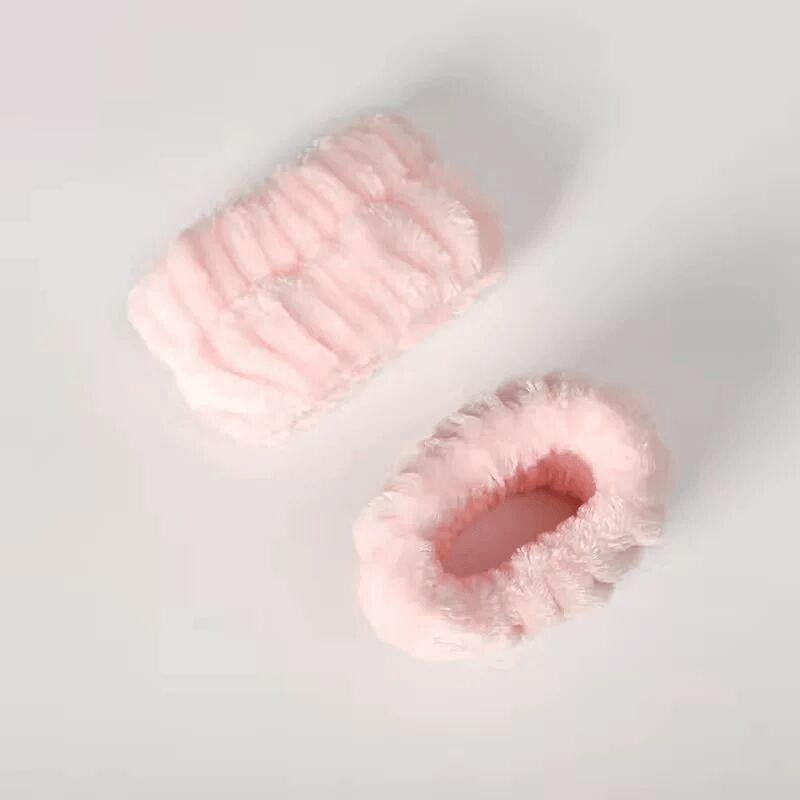 Waterproof Face-Washing Wristbands [Pink] 1 Pair 50 g