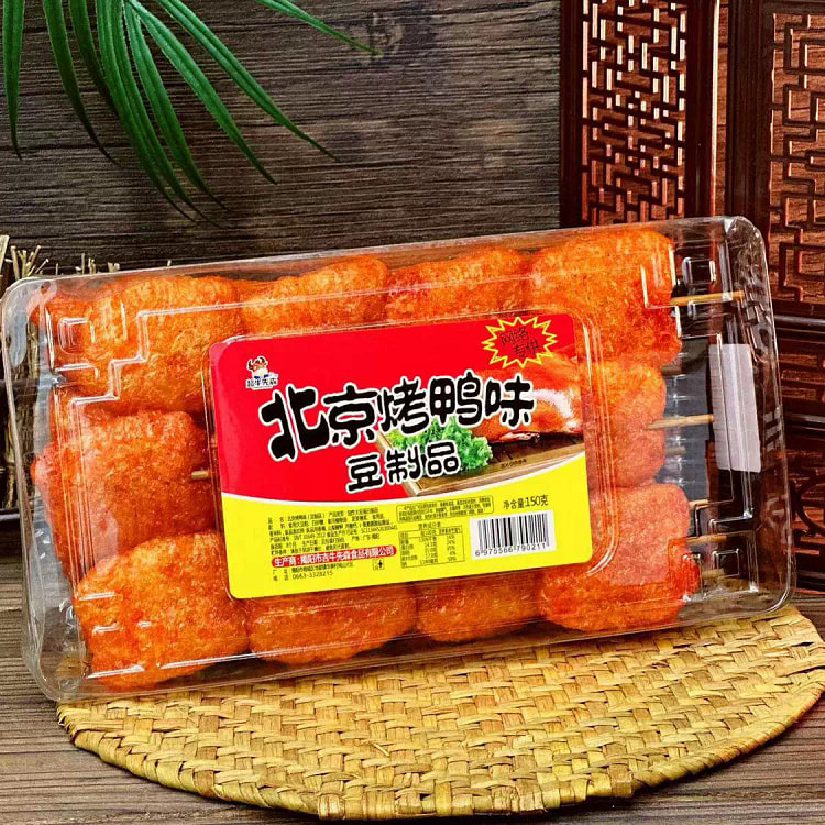 Bean skewers with roast duck flavor