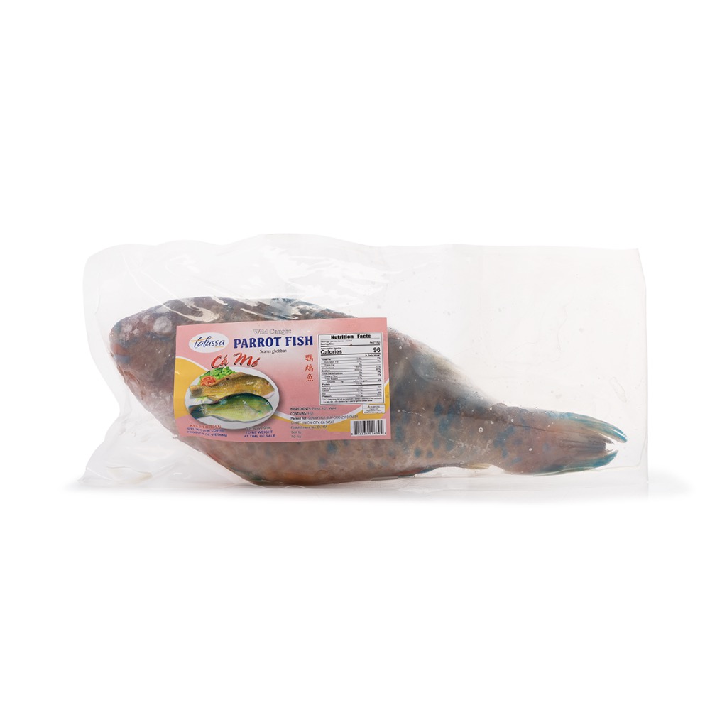 Weee! Frozen Whole Parrot Fish