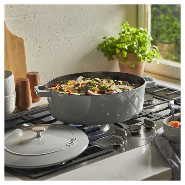 Staub Cast Iron 6.25-qt Shallow Oval Dutch Oven 6.25-qt / White Truffle 1 個