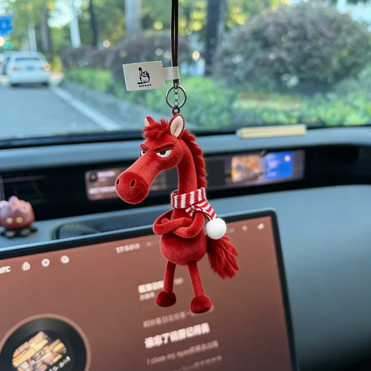 One small horse cart hanging ornament 100 g