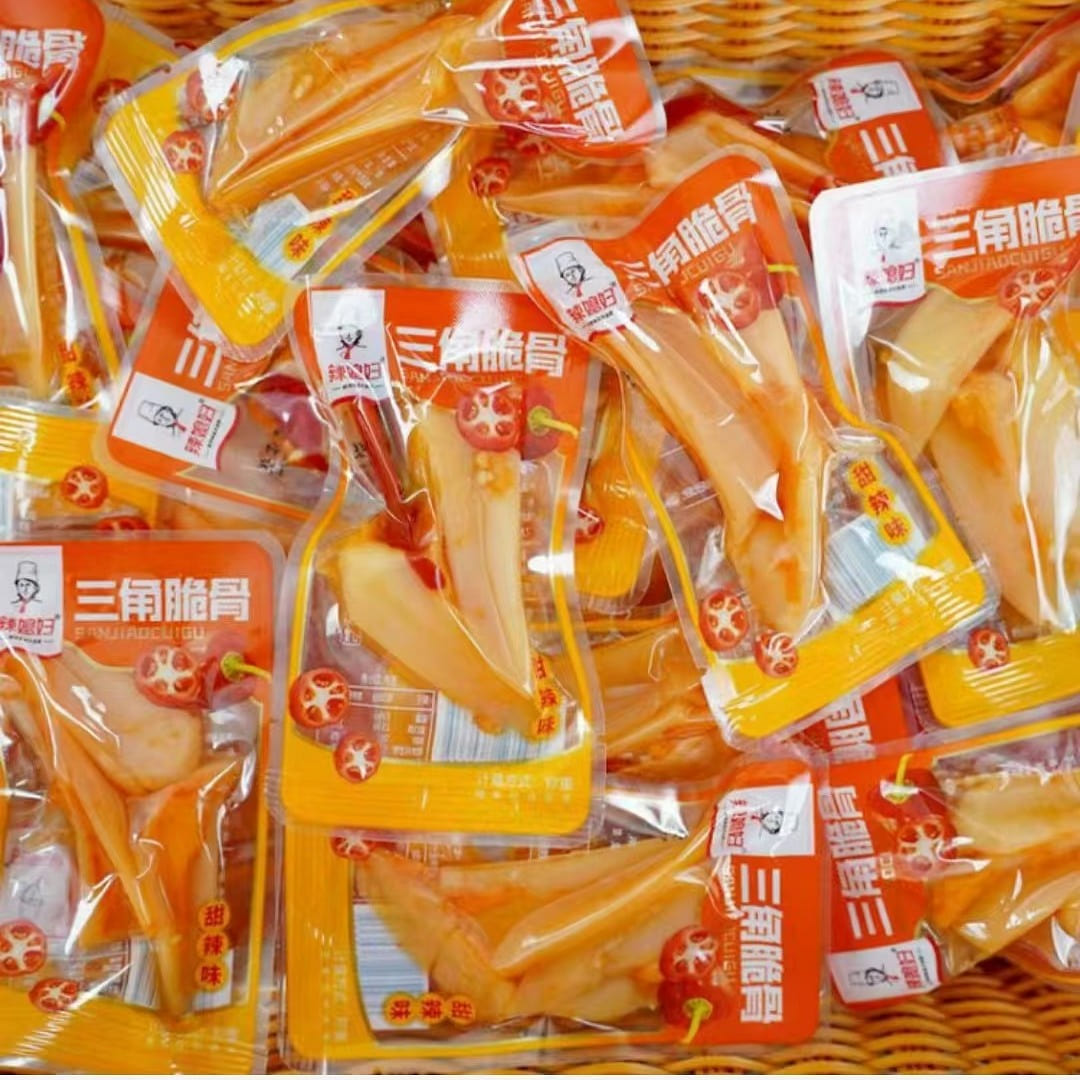 This Xiang taste hot and sour triangle bone 240g 240 g