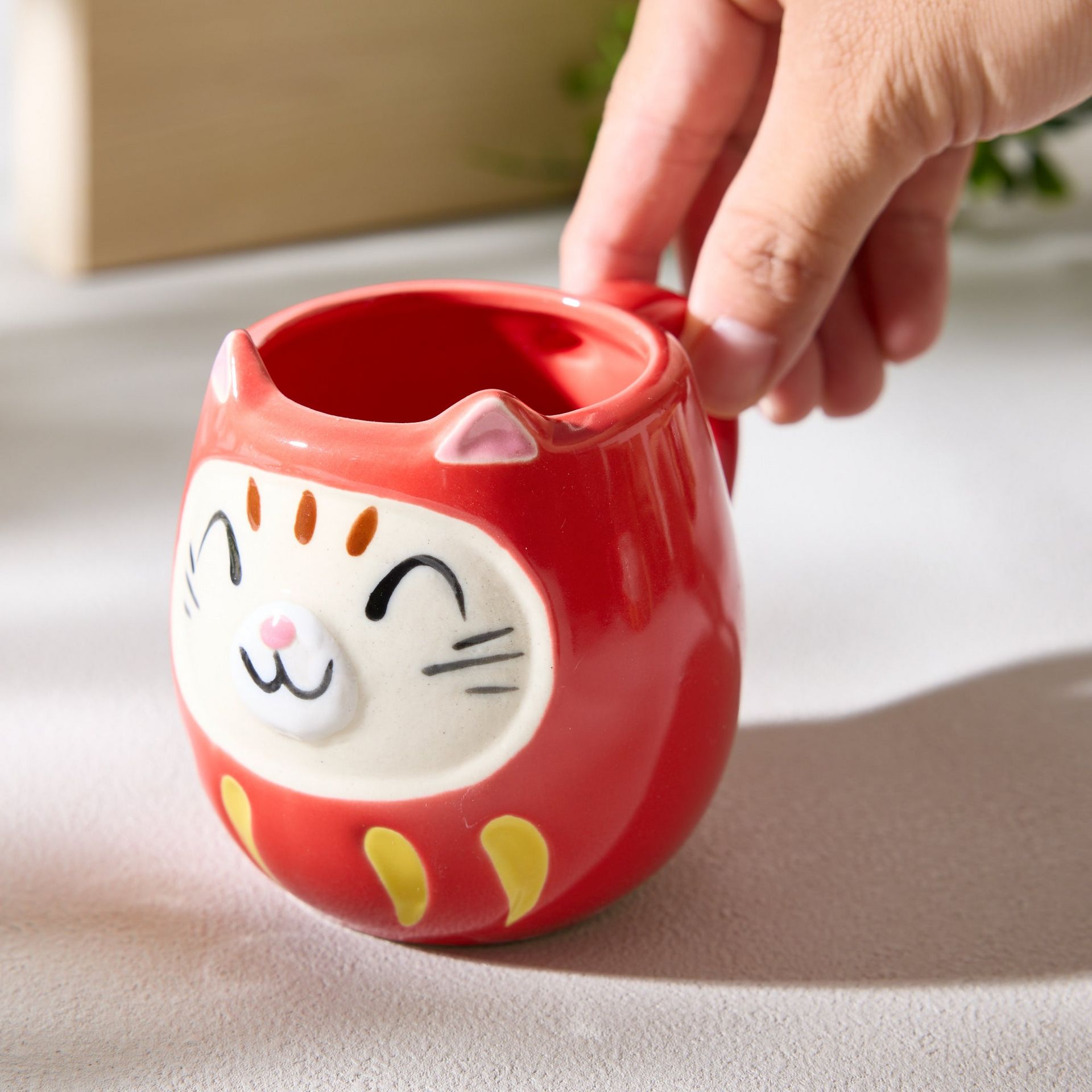 Daruma Cat Mug - Red 280 g