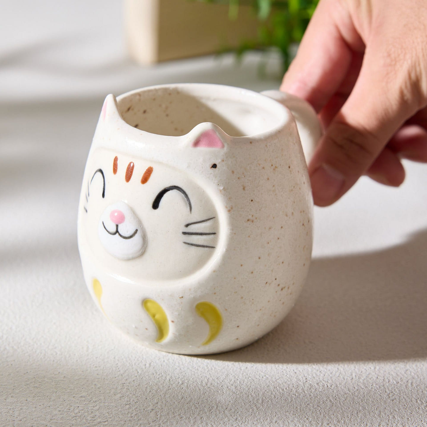 Daruma Cat Mug - White 280 グラム