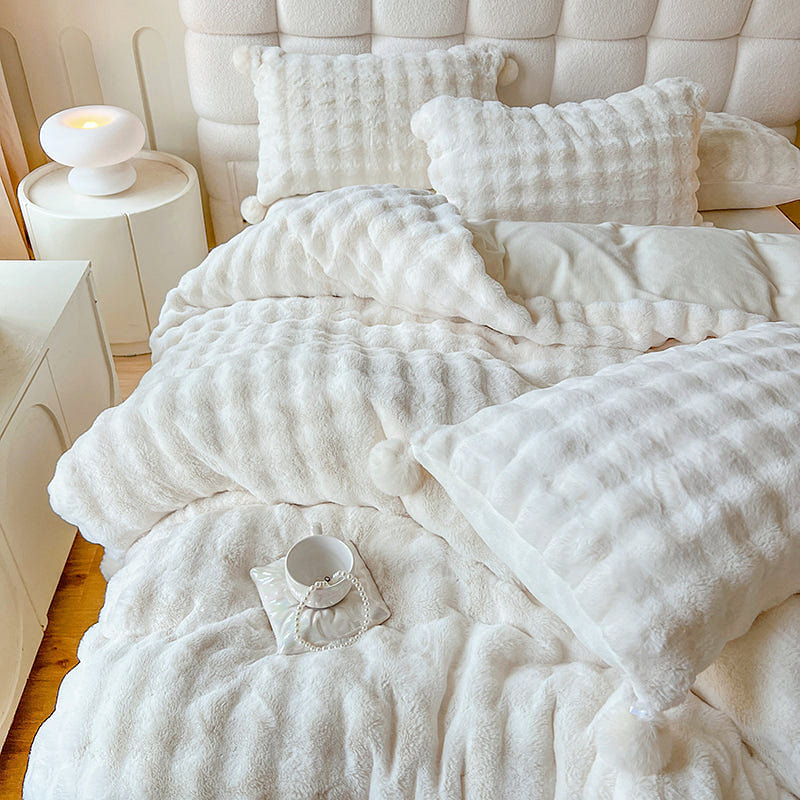 LULLABUY Puff Trim Bedding Set 4pcs Set White Queen Size 2000 g