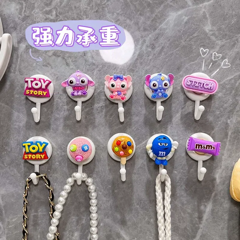 Free punching strong no trace hook – Blue heart Qi toy series 1 count