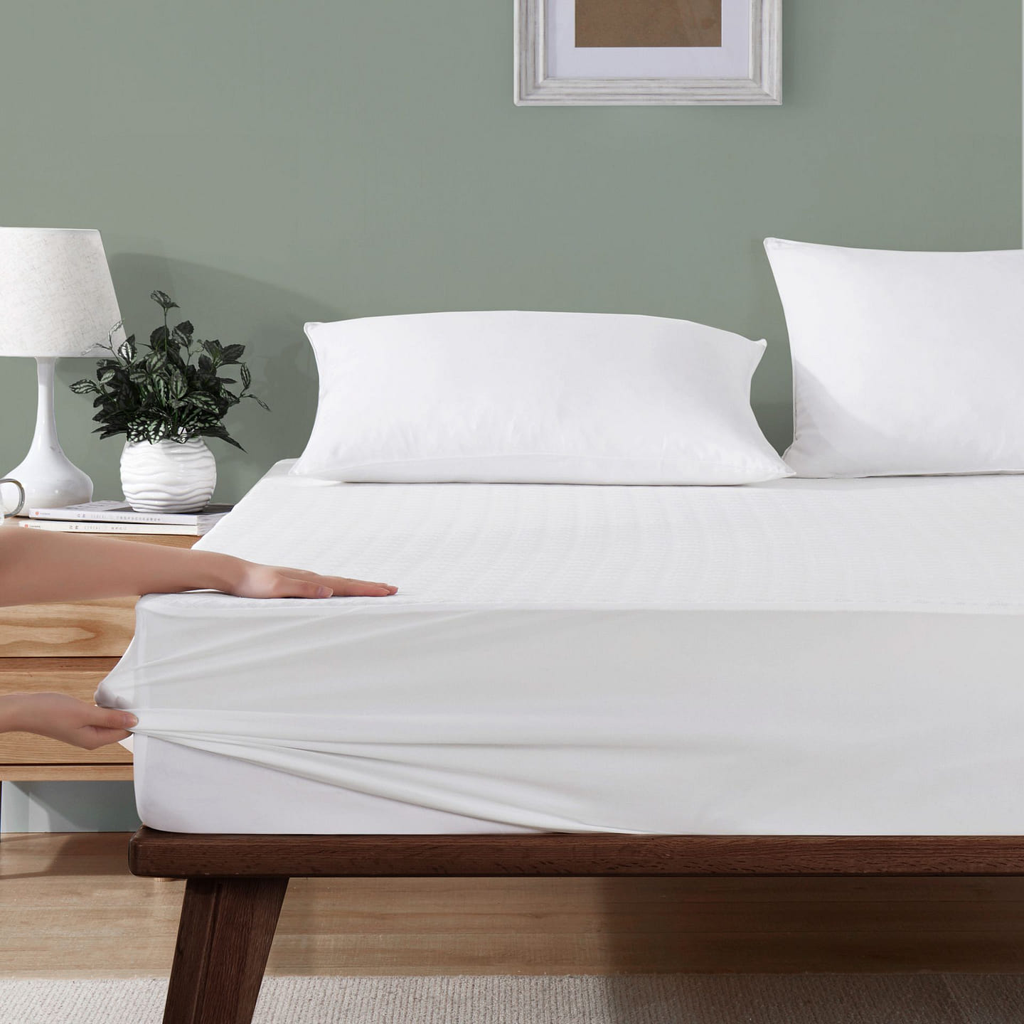 Summer Waterproof Cooling Mattress Protector Queen 1 box