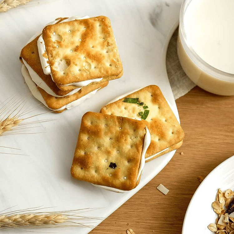 台湾古早味手工牛扎饼香葱夹心牛轧糖饼干200克1代 200 克