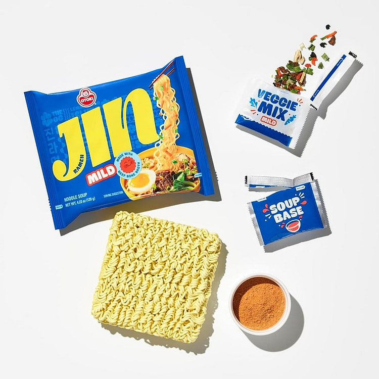 K-Combo: Ottogi Jin Ramen Spicy + Mild + Dongwon 1 box