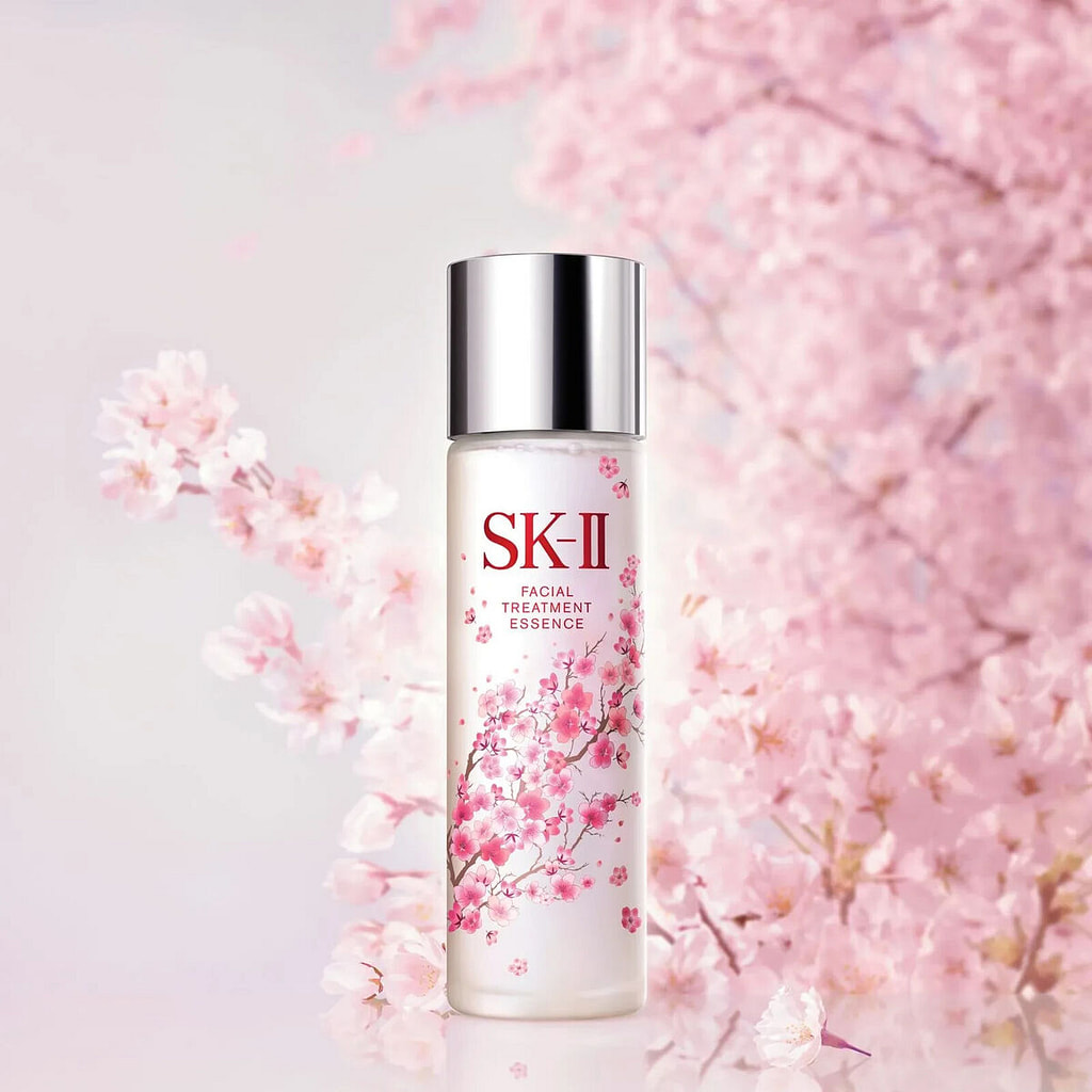 SK-II Facial Treatment Essence 桜 230ml 54FCC9C2567DC3FA-square.jpeg