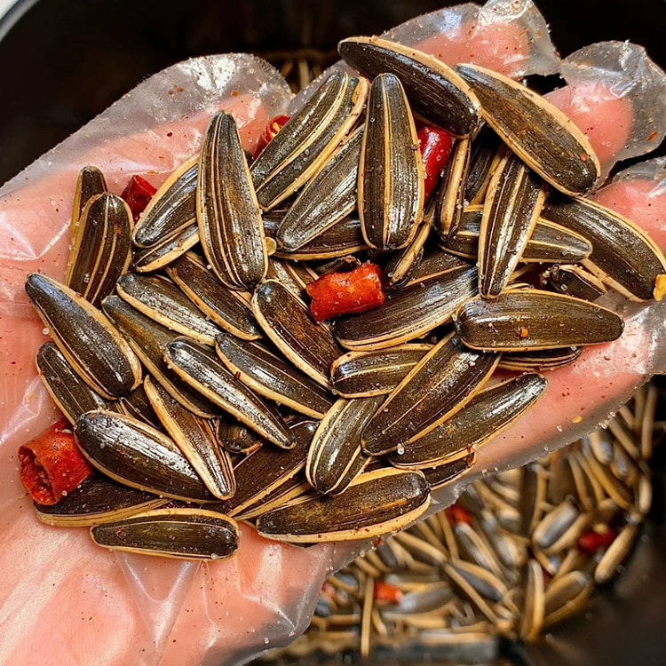 麻辣味瓜子 传统葵瓜子零食年货250g*1袋