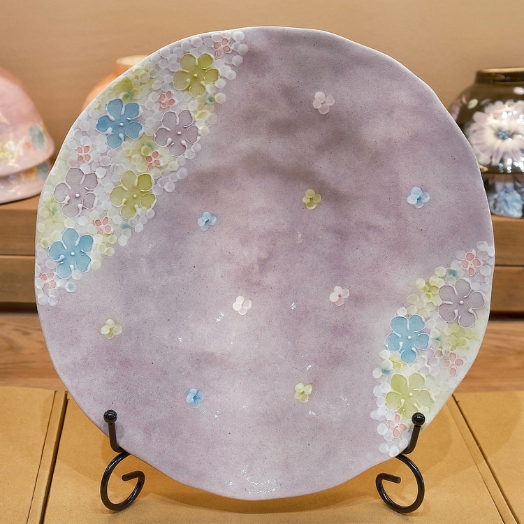 日本 濑户烧 风花24cm大盘（礼盒装）- 紫色 1 个